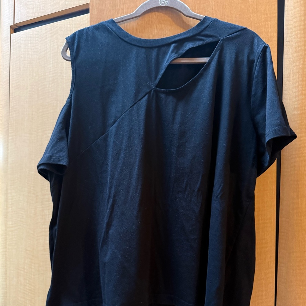 SHEIN Black Short Sleeve Women's Tee